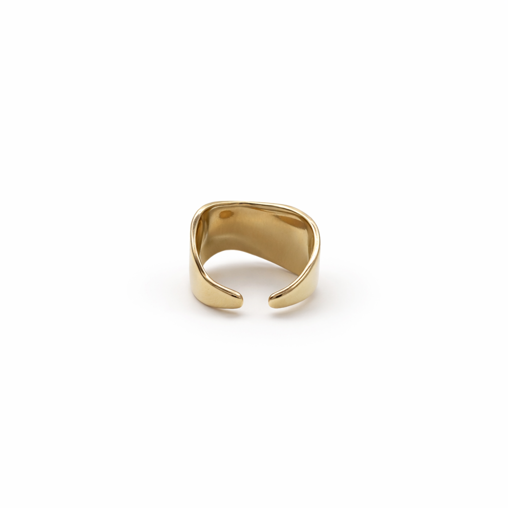 Curve Ring