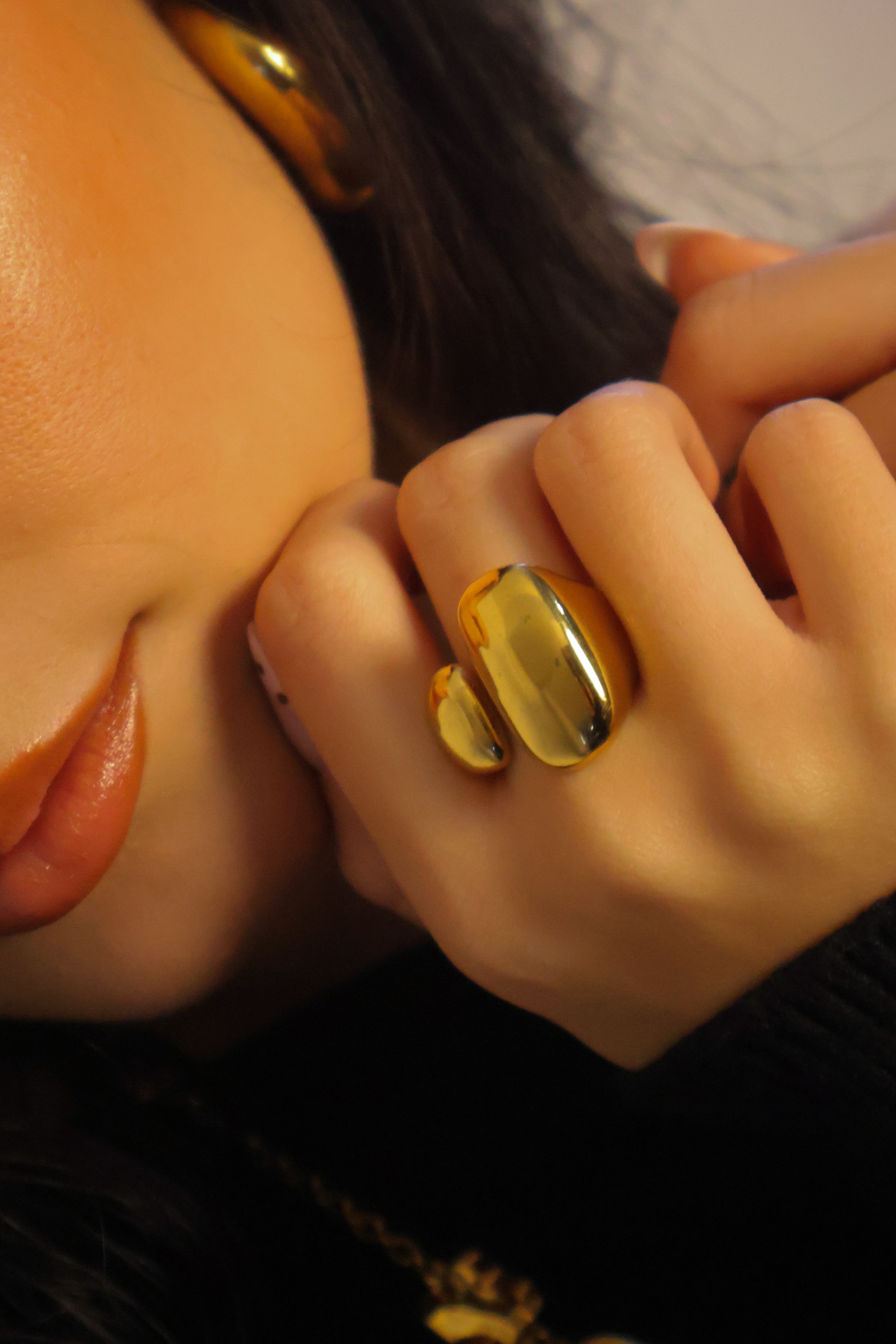 Twist Ring